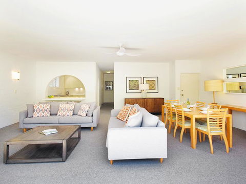 Bayona Apartments - e-Seniors 1