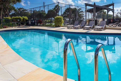 Beach Escape (unit 8 Beach Breakers) - e-Seniors 0