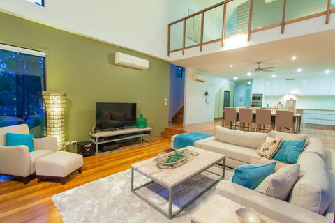 Beach Road Holiday Homes - e-Seniors 0