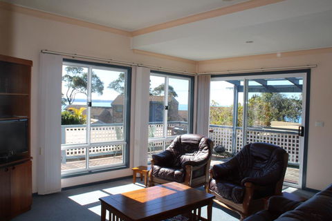 Beach Shack On Calton - e-Seniors 2