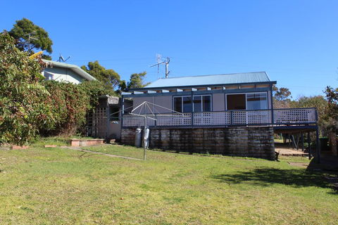 Beach Shack On Calton - e-Seniors 1