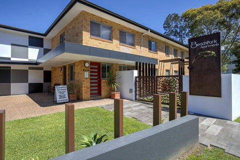 Beachpark Apartments Coffs Harbour - e-Seniors 1