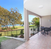 Beachport 14 - 2 BDRM Apt with Canal Views on Parkyn Pde - e-Seniors