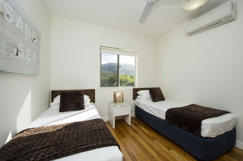 Beachside Apartment 14 - e-Seniors 1