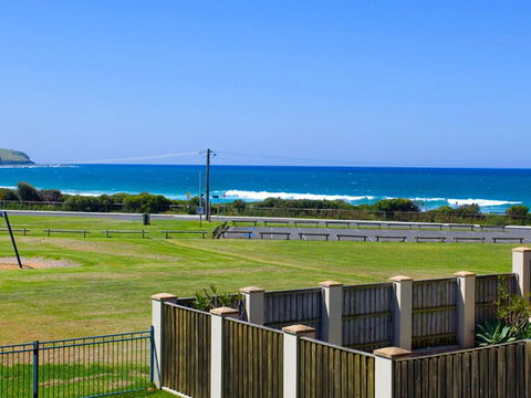 Beachside Retreat - e-Seniors 0