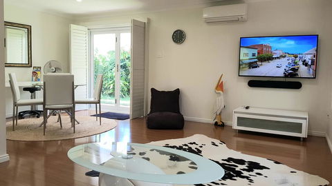 Beachside Villa Ettalong Beach - e-Seniors 1
