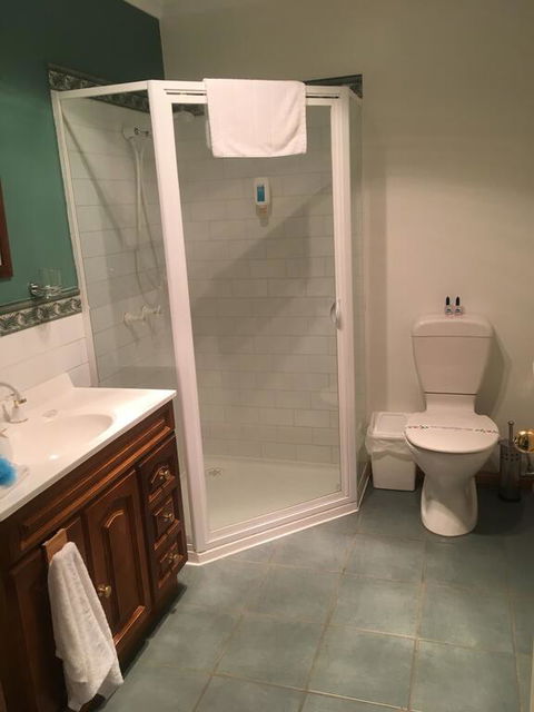 Beaumaris Beach Guest House - e-Seniors 2