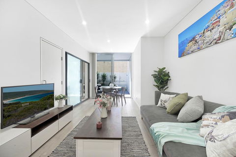 Beautiful 2 Bedroom Terrace With Comfort&clean - e-Seniors 1