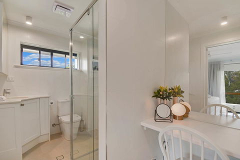 BEAUTIFULLY RENOVATED OCEANSIDE APARTMENT - e-Seniors 3
