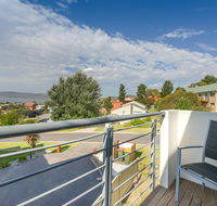 Beloka Close - Modern spacious and pet friendly accommodation - e-Seniors
