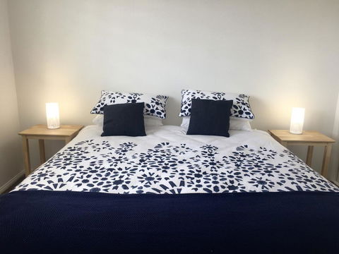 Bermagui Beach Apartment - e-Seniors 2