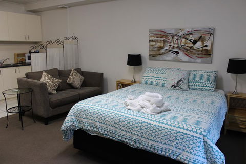 Box Hill Studio Apartment 2 - e-Seniors 2