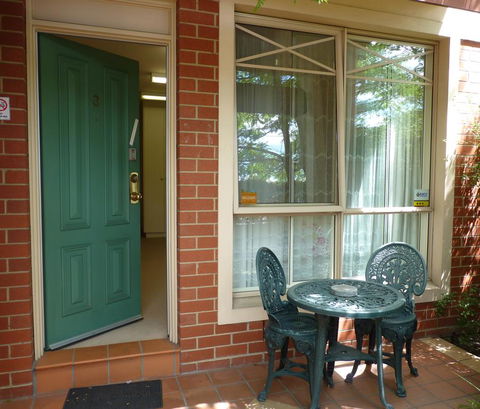 Box Hill Studio Apartment 2 - e-Seniors 1