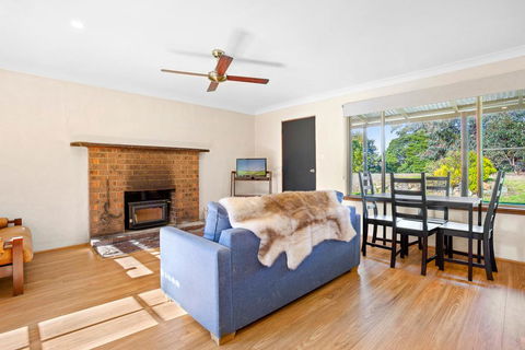 Braeside Cabin One - Pinkwood - e-Seniors 3