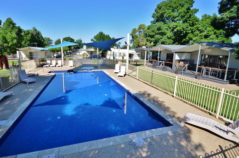 BIG4 Mildura Getaway - e-Seniors 0