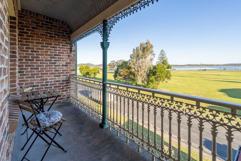 Birchgrove Terrace, Unit 4, Recreation Lane - e-Seniors 0