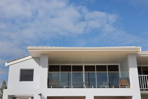 Blue Bay Beach Stay - Mandurah - e-Seniors 3