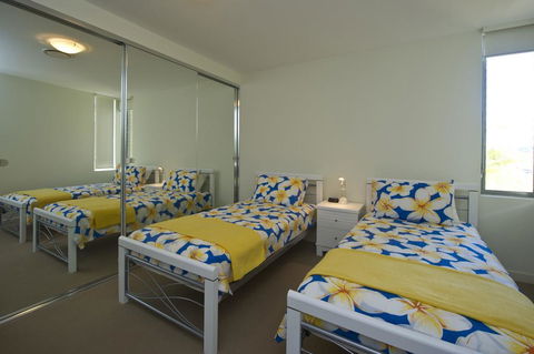 Blue On Blue Apartment 921 - e-Seniors 2