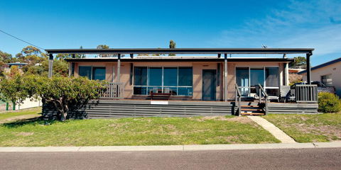 Blue Wren Beach House - e-Seniors 1