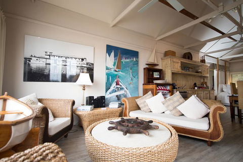 Boathouse - Birks River Retreat - e-Seniors 1