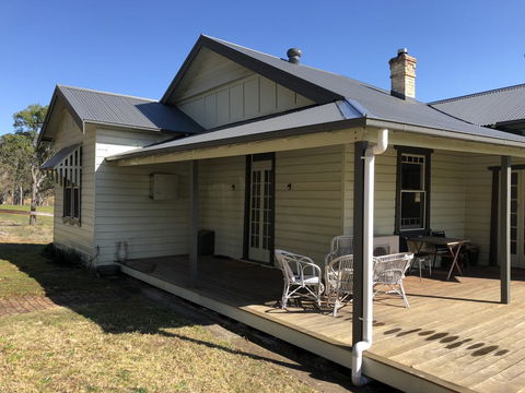 Bobby's Country Rental - e-Seniors 1