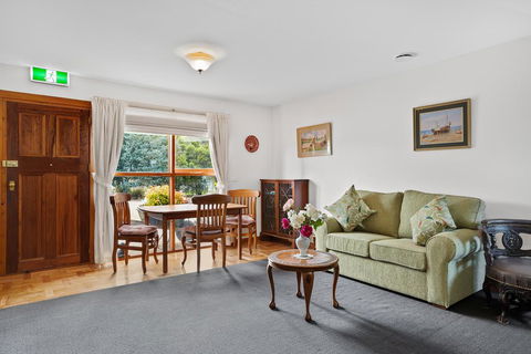 Brightwater Bed And Breakfast - e-Seniors 0