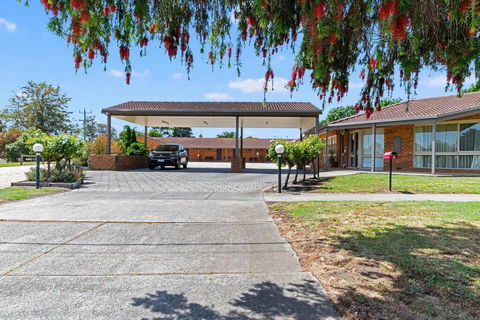 Broadford Sugarloaf Motel - e-Seniors 0