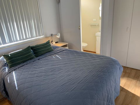 Broadwater Beach Cottage With WiFi - e-Seniors 2