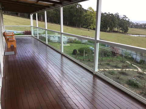 Bruny Sunset Beach GateAway - e-Seniors 2