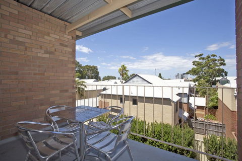 Burswood Lodge Apartments - e-Seniors 1