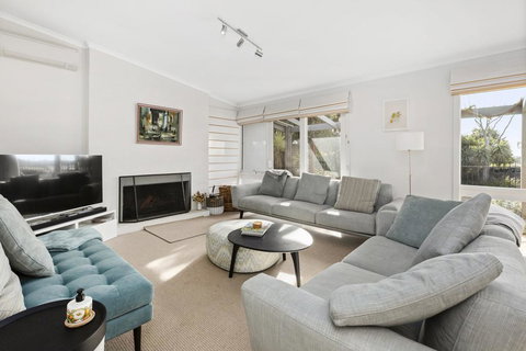 BYANDA - MOUNT MARTHA - e-Seniors 2