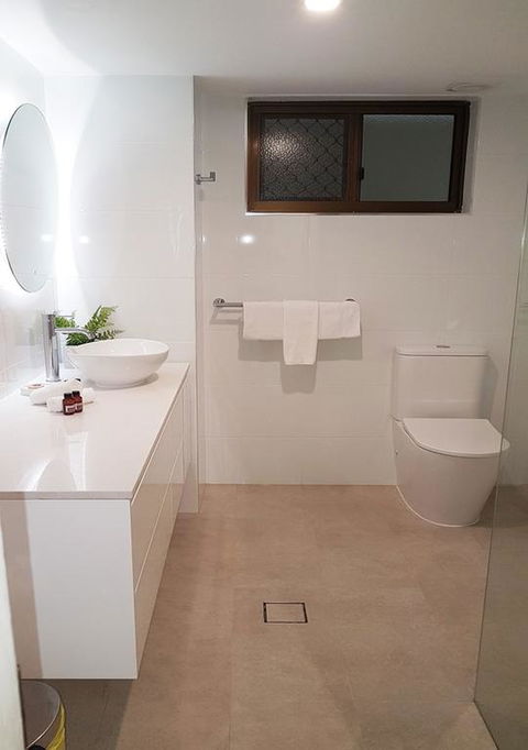 Byron Bay Beachfront Apartments - e-Seniors 3