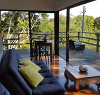 Byron Bay Hinterland Cottages - e-Seniors