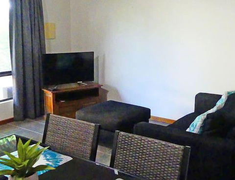 Cable Beach 1 Bed RESORT Apartment Private Wifi - e-Seniors 1
