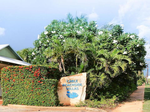 Cable Beachside Villas - e-Seniors 0