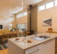 Callala Breeze - access to indoor community pool - e-Seniors
