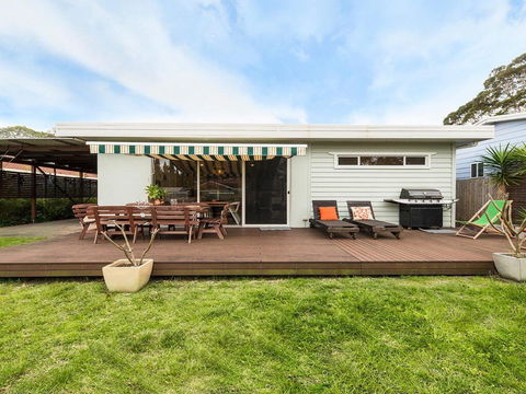 Callala Dreaming - Mid Century Beach House - e-Seniors 0