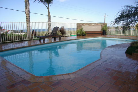 Captain's Quarters Bermagui - e-Seniors 3