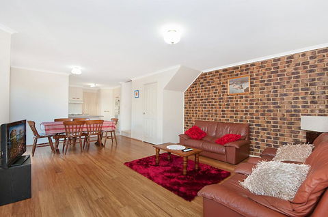 Castions - Lennox Head - e-Seniors 1
