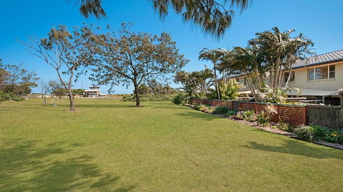 Casuarina Cove 1 - Free WiFi - Air Conditioning - East Ballina - e-Seniors 2