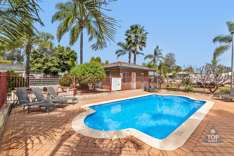 Central Caravan Park - e-Seniors 0