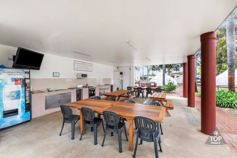 Central Caravan Park - e-Seniors 2