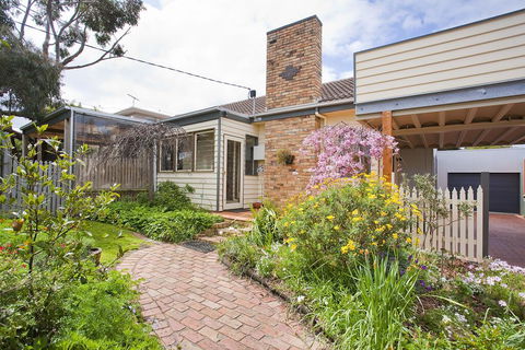 Charles Central Oasis 8 - e-Seniors 3