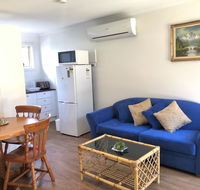 Charlie sweet home at Mornington Peninsula - e-Seniors