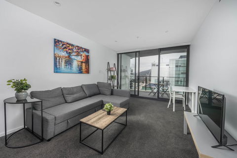 CITY APARTMENT And FREE CITY TOUR BUS NEARBY - e-Seniors 2