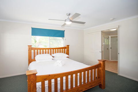 City Beach Holiday House - e-Seniors 3