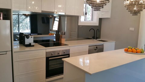 City Life Apartment-full Kitchen & Separate Bedroom - e-Seniors 2