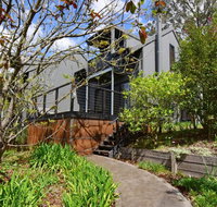 Cloudsong Chalet 2 - Close to the village centre - e-Seniors
