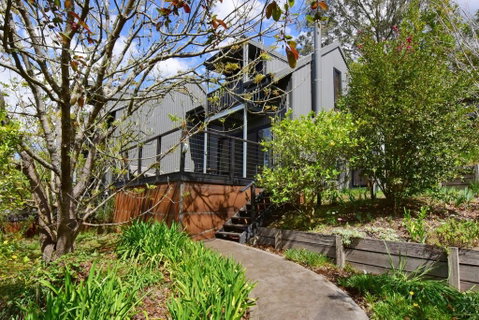 Cloudsong Chalet 2 - Close To The Village Centre! - e-Seniors 0