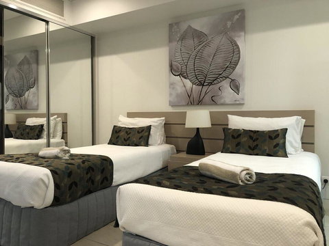 Coconut Grove 402 - e-Seniors 2